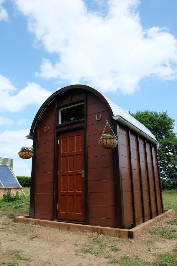Get Away Hide Away Villa Dereham Exterior foto