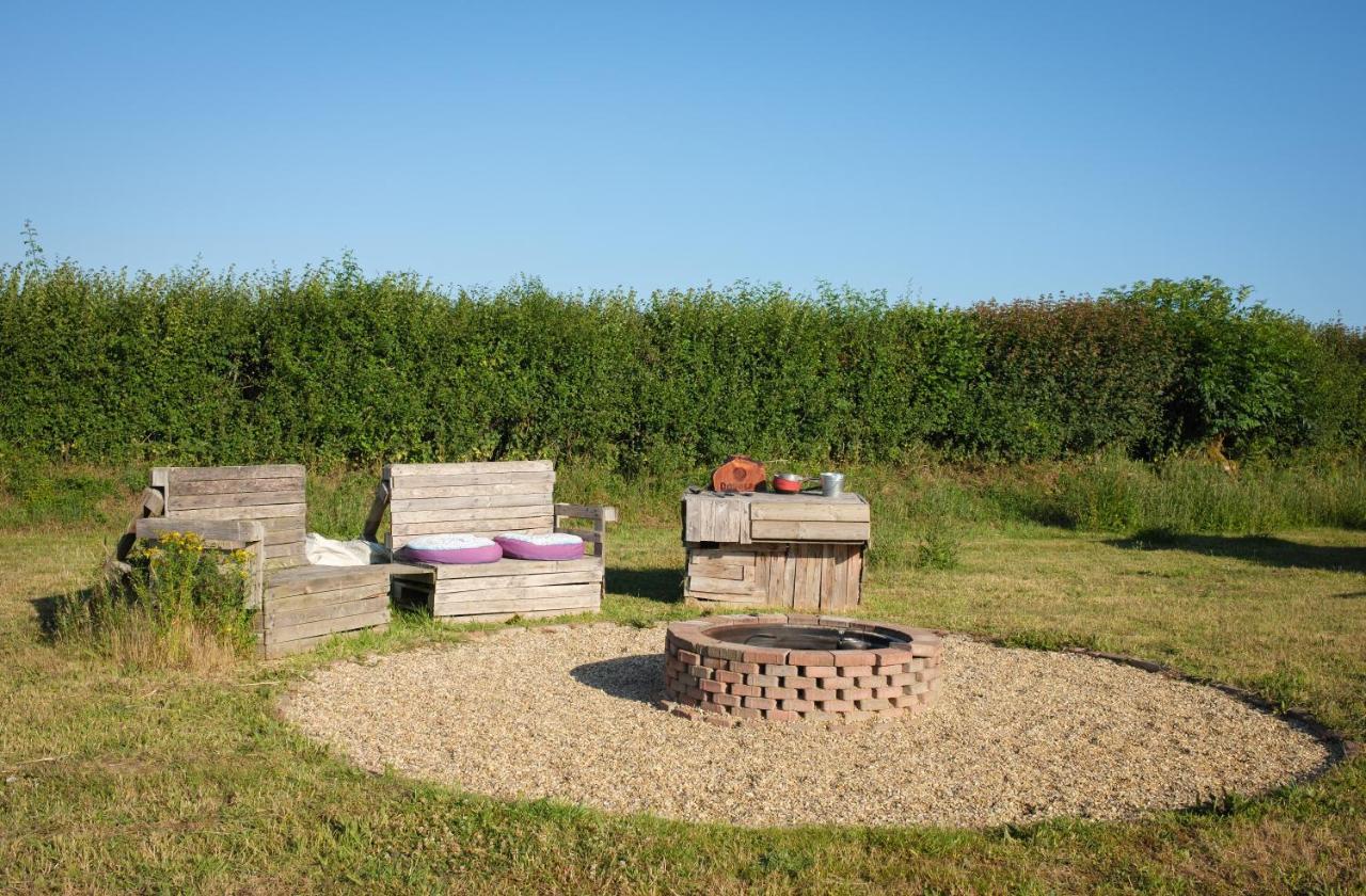 Get Away Hide Away Villa Dereham Exterior foto