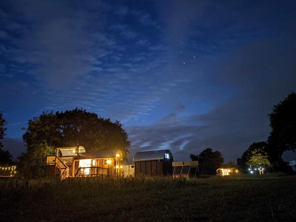 Get Away Hide Away Villa Dereham Exterior foto